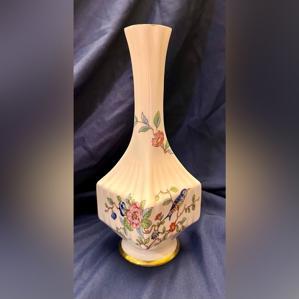 Vintage Aynsley Pembroke Fine Bone China 7" Square Base Gilded Bird Bud Vase